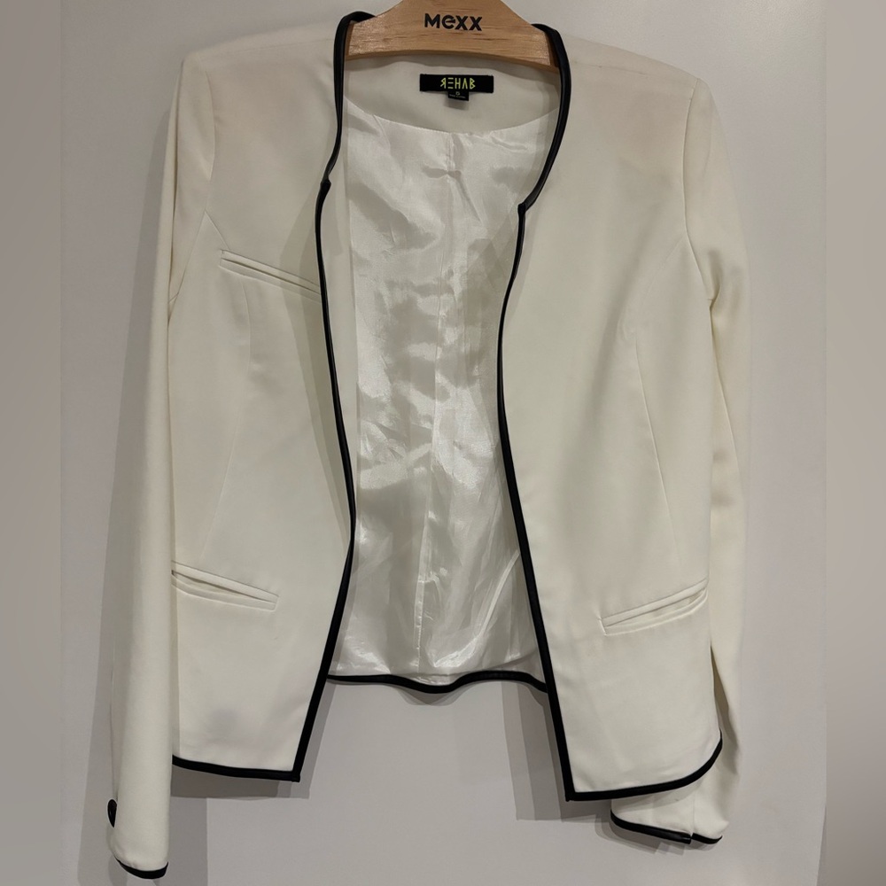 Chic White Blazer by Rehab